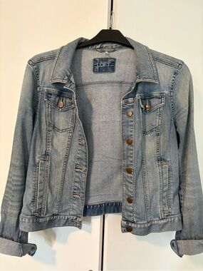 LOFT Light Wash Denim Jean Jacket